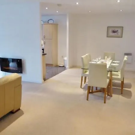 Apartment Danescroft