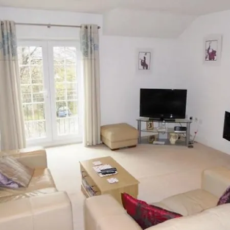 Danescroft Apartment